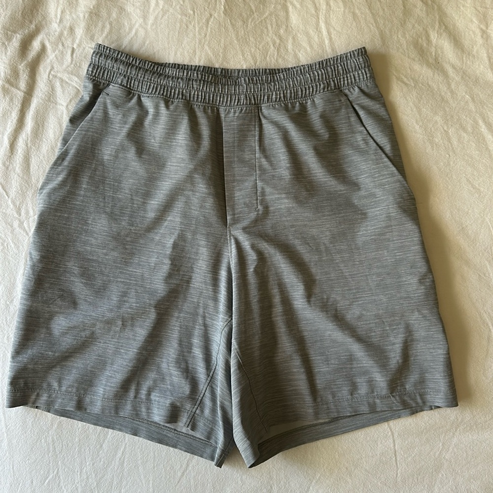 LULULEMON PACE BREAKER LINERLESS SHORT 7"